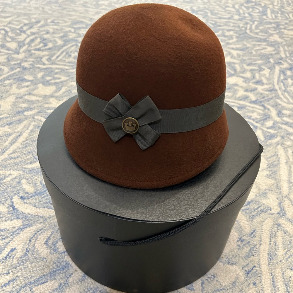Goorin Bros felt hat
